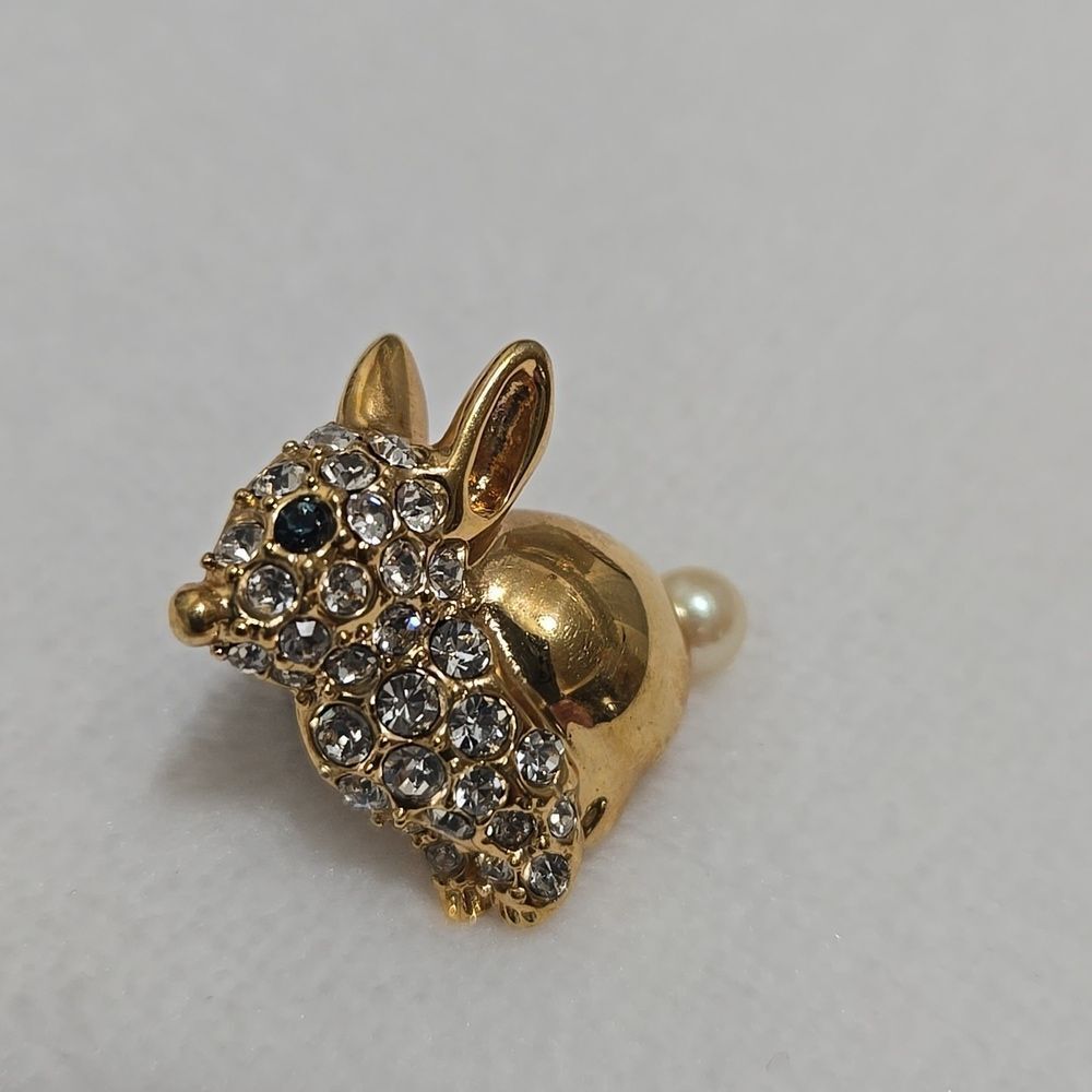 Crystal Rabbit Brooch - Picture 4 of 7